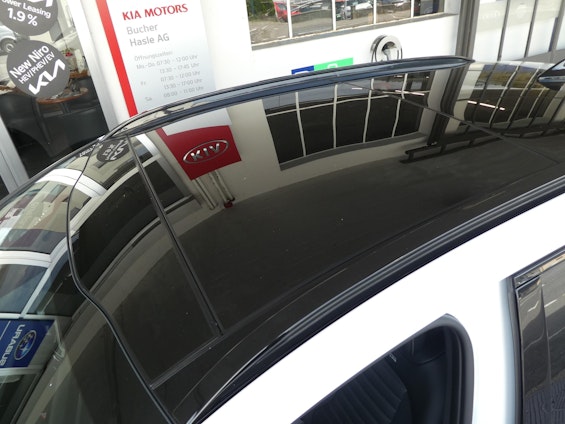 Vehicle image 13 Vehicle image 13