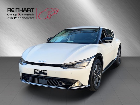 First vehicle image First vehicle image