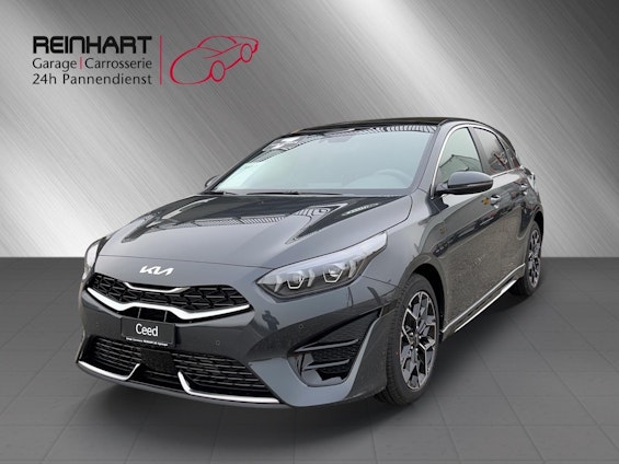 First vehicle image