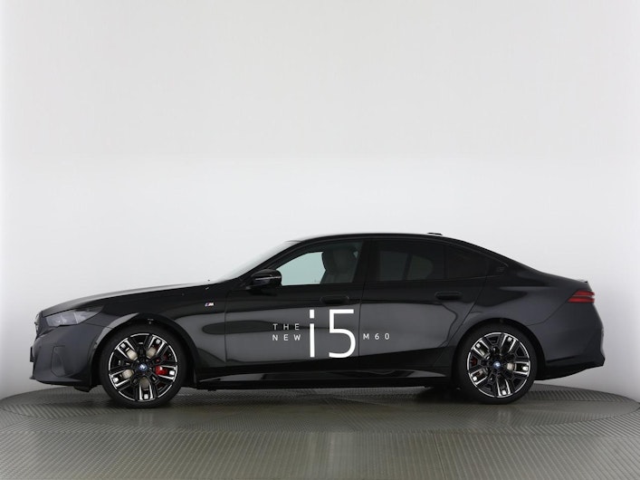 Vehicle image BMW i5