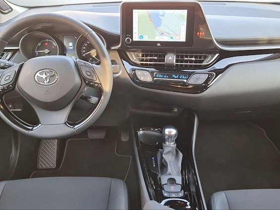 Vehicle image 8 Vehicle image 8