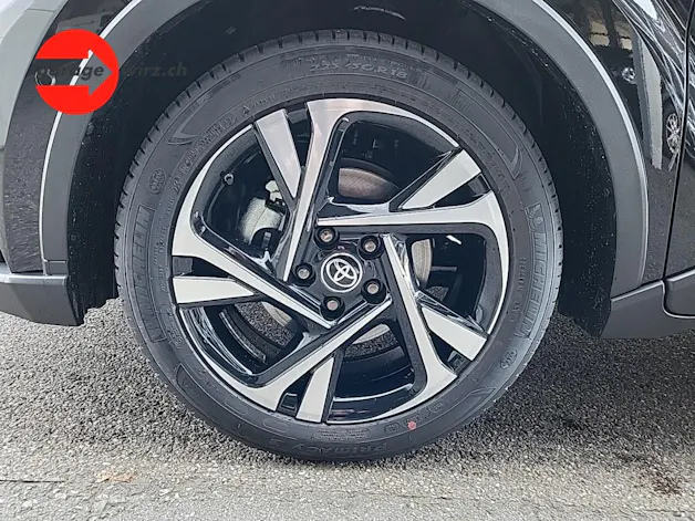 Toyota C-HR 2.0 VVTi HSD Trend