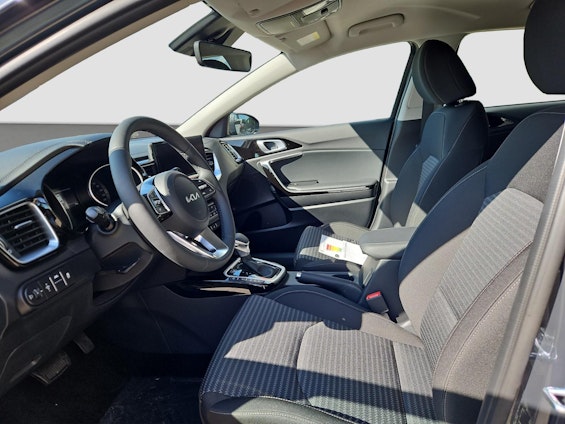 Vehicle image 7 Vehicle image 7