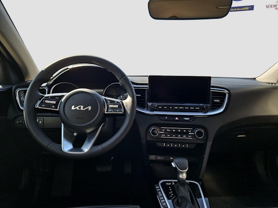 Vehicle image 4 Vehicle image 4