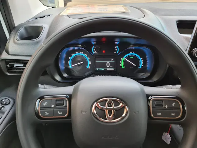 Toyota PROACE CITY Van L1 50KWh Active