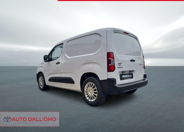 Vehicle image 3 Vehicle image 3