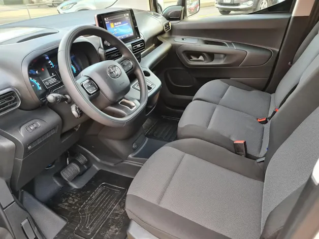 Toyota PROACE CITY Van L1 50KWh Active