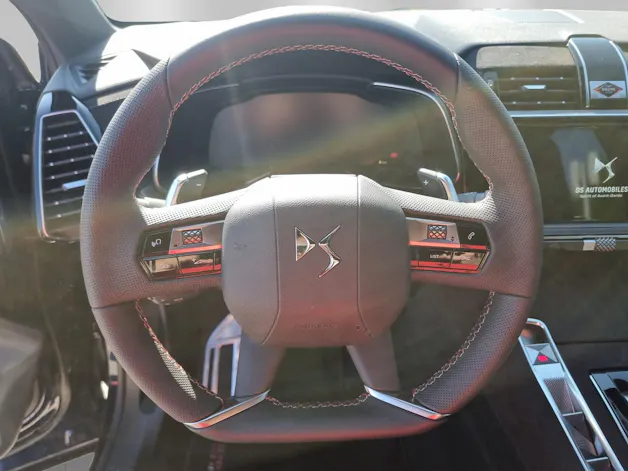 DS Automobiles 7 1.6 E-Tense Ligne Noire 4x4