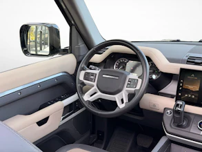https://vehicle.imgix.net/3217816/1283643e-031d-4309-9e6b-d005ccbdce08.jpg