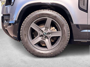 Fahrzeugbild LAND ROVER Defender 110 3.0 D I6 200 X-Dynamic SE