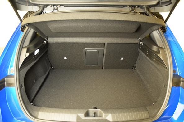 Vehicle image 17 Vehicle image 17