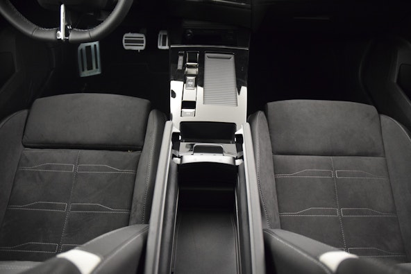 Vehicle image 13 Vehicle image 13