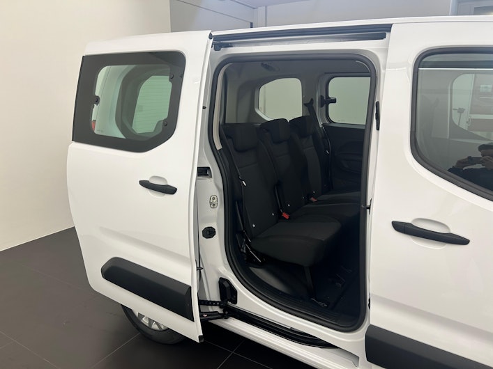 Vehicle image CITROEN BERLINGO