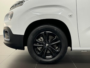 Vehicle image CITROEN e-Berlingo Feel