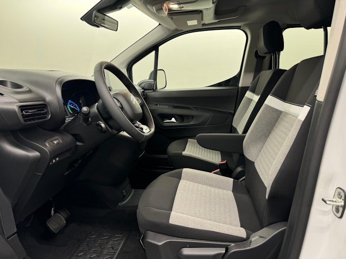 Vehicle image CITROEN BERLINGO