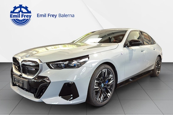 BMW M60 xDrive 0 BMW M60 xDrive 0