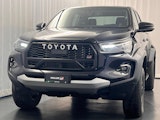 First vehicle image