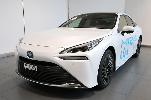 TOYOTA Mirai Fuel Cell Platinum: Jetzt Probefahrt buchen!