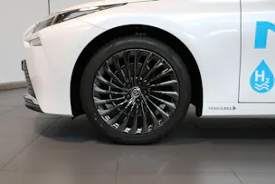Toyota Mirai Fuel Cell Platinum