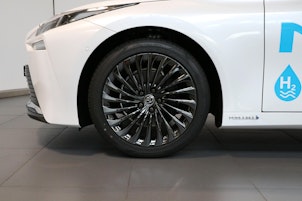 Vehicle image TOYOTA Mirai Fuel Cell Platinum