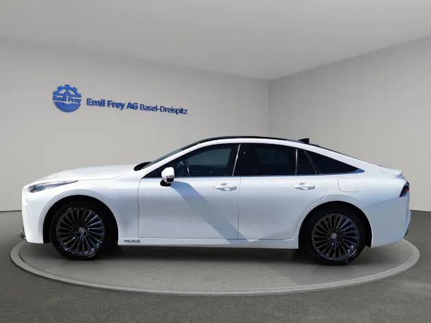 Toyota Mirai Fuel Cell Platinum