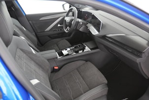 Vehicle image OPEL Astra-e Swiss Plus