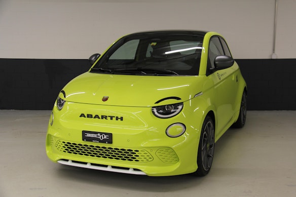 Comprare o acquistare in leasing una Fiat 500 Abarth sia nuova che