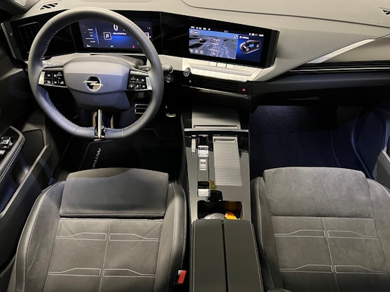 Vehicle image 7 Vehicle image 7