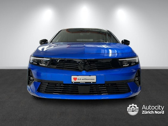 Vehicle image 3 Vehicle image 3