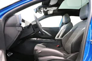 Opel Astra-e Swiss Plus
