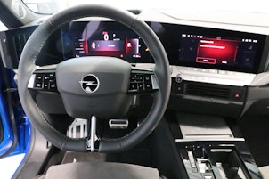 Vehicle image OPEL Astra-e Swiss Plus