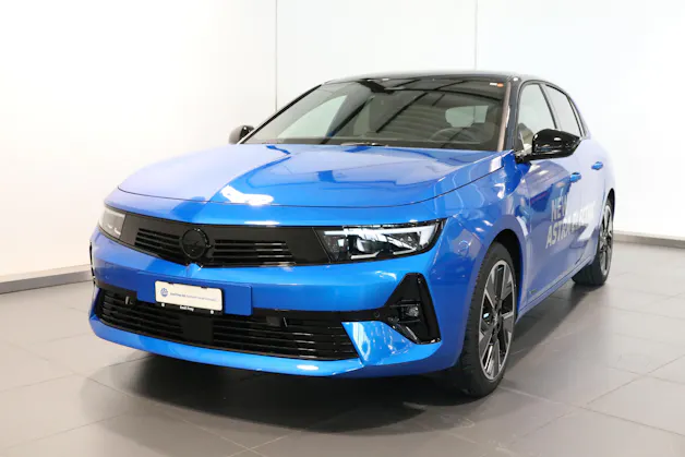 Opel Astra-e Swiss Plus