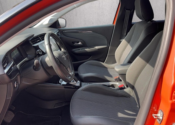 Vehicle image 9 Vehicle image 9