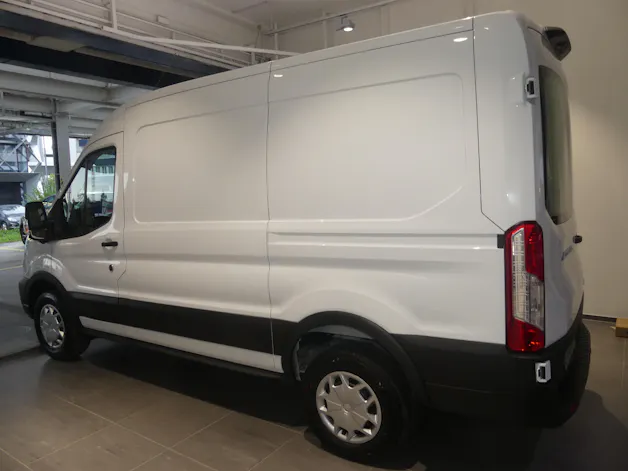 Ford E-Transit Van 390 L2H2 68kWh Trend