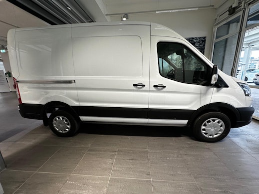 FORD E-Transit Van 390 L2H2 68kWh Trend 3