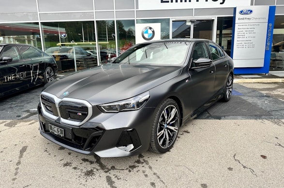 BMW M60 xDrive 0 BMW M60 xDrive 0