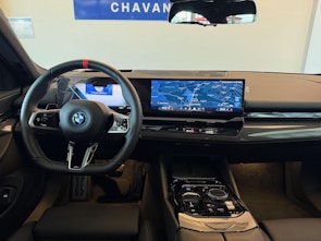 Vehicle image BMW M60 xDrive