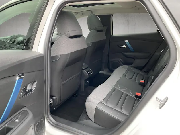 Citroën e-C4 X Shine