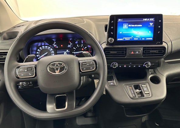 Vehicle image 5 Vehicle image 5