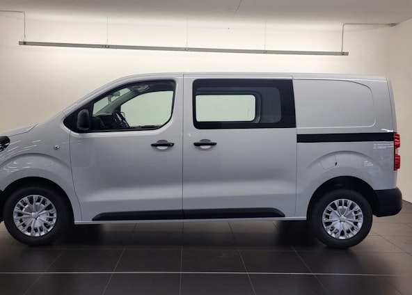 Vehicle image 2 Vehicle image 2