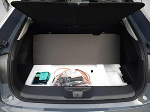 Toyota Prius 2.0 Plug-In-Hybrid Style