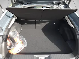 Toyota Prius 2.0 Plug-In-Hybrid Style