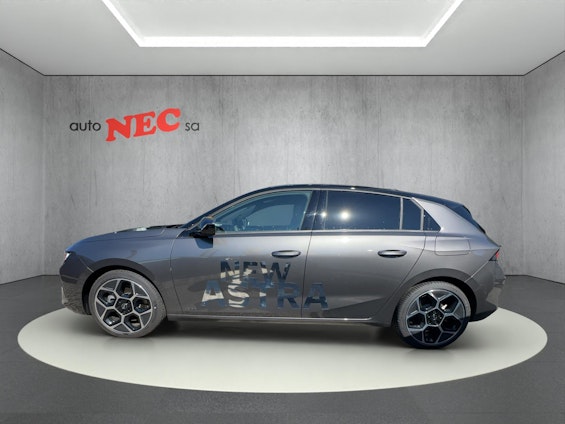 Vehicle image 3 Vehicle image 3