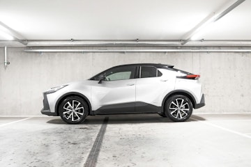 Vehicle image TOYOTA C-HR