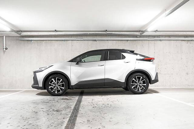 TOYOTA C-HR 2.0 PHEV Trend: Jetzt Probefahrt buchen!