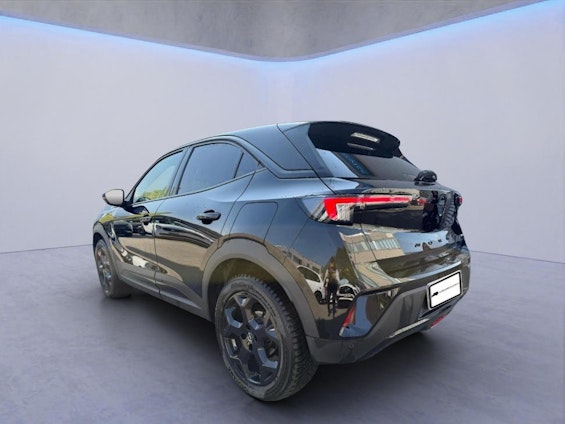 Vehicle image 4 Vehicle image 4