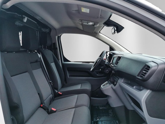 Vehicle image 8 Vehicle image 8