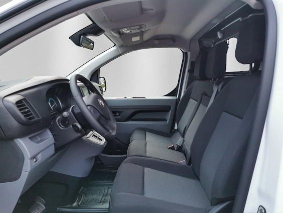 Vehicle image 9 Vehicle image 9