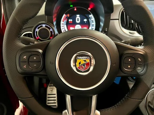 Fiat 595 Abarth 1.4 T-Jet 165