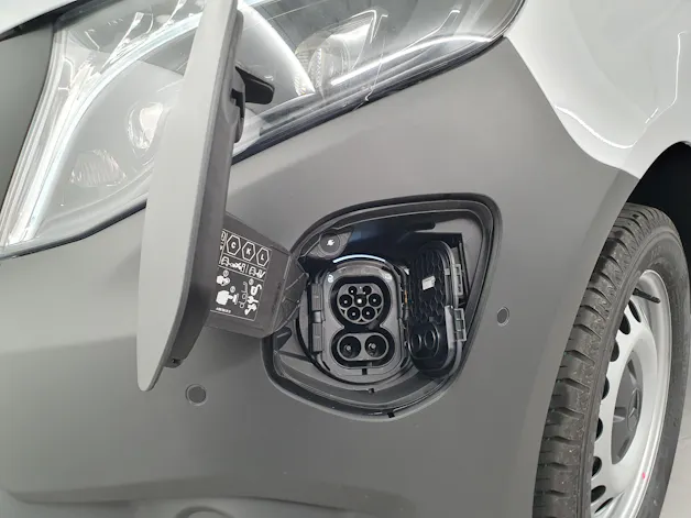 Mercedes-Benz eVito 112 Kaw. L 60 kWh